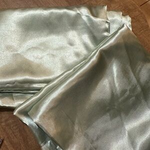 Elegant Satin pillowcases in Light Green